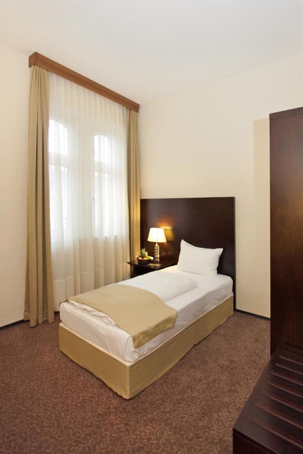 Grand Palace Hotel Hannover Kültér fotó