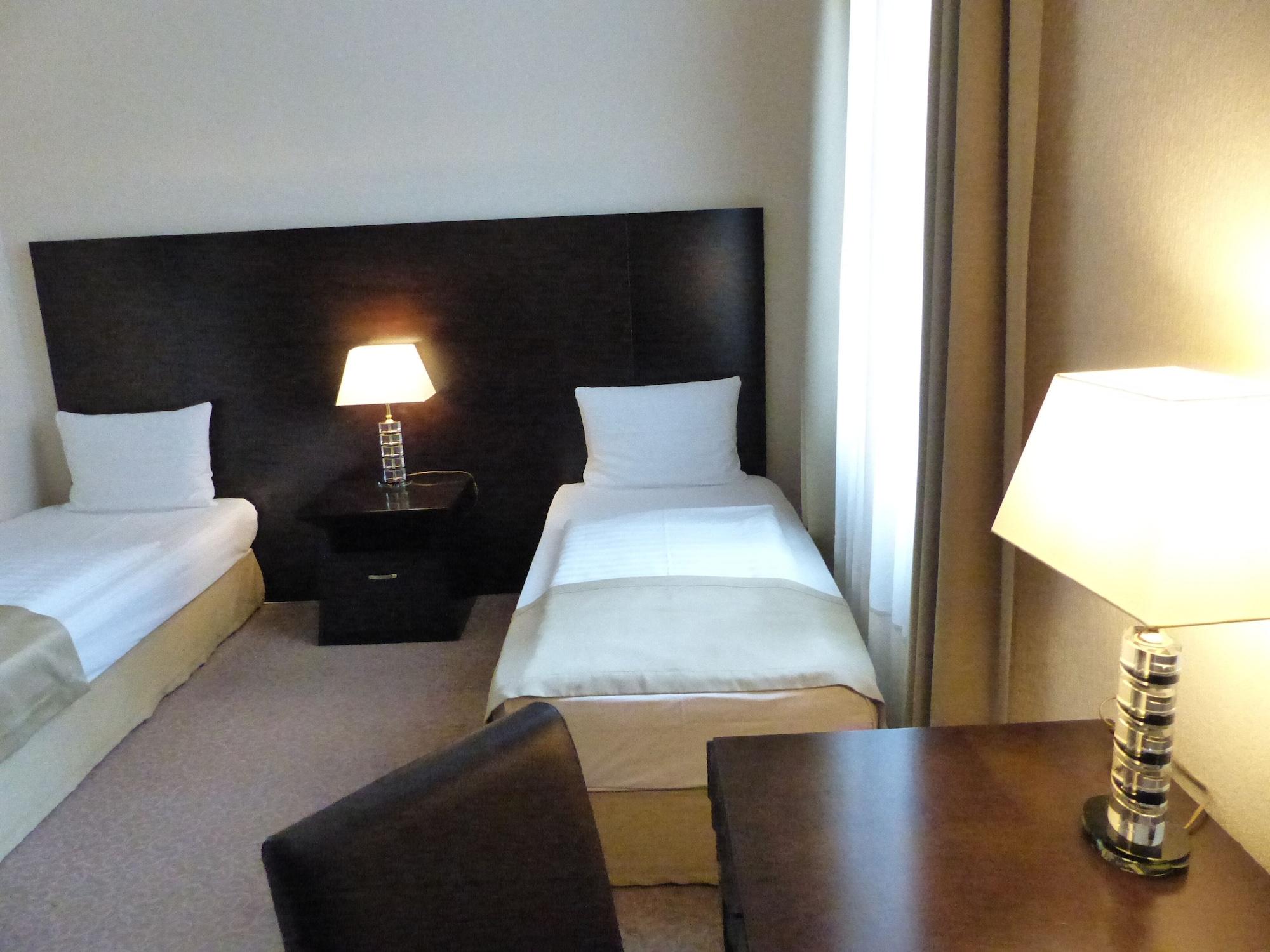 Grand Palace Hotel Hannover Kültér fotó